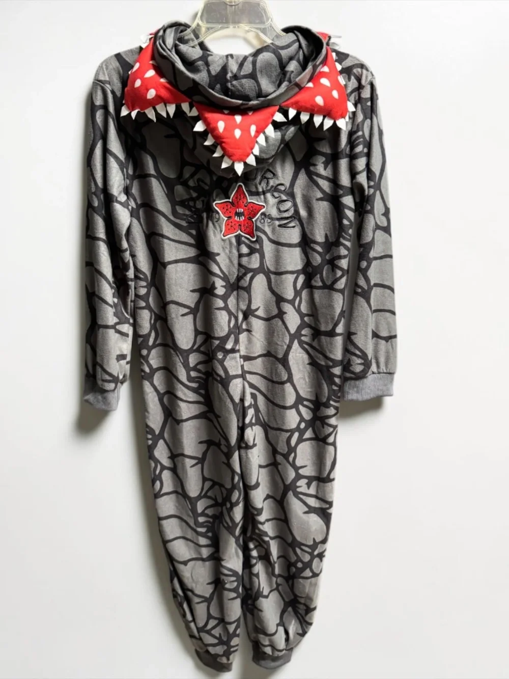 Demogorgon Hooded Onesie Pajamas Kids Size 10/11 Gray Costume NWOT